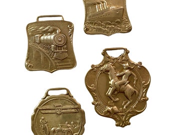 ⱽᴵᴺᵀᴬᴳᴱ 1pc BRASS WATCH FOB Vintage Charm Luggage Tag Horse Medal Stamped Pendant Train Steamer Cavalry Travel Boat Your Choice