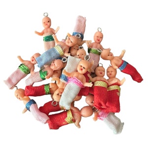 1pc TINY BABY CHARM 1-1/4&quot; Vintage Miniature Plastic Babies Hilarious Expressions Your Pick
