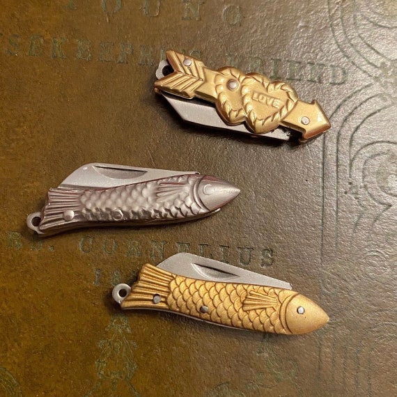 1pc POCKET KNIFE CHARM 1 Miniature Knives Tiny Retro Design Knife