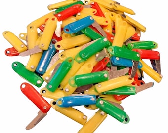 4pcs POCKET KNIFE CHARMS Vintage Plastic Miniatures Gum Ball Prizes Retro Toy Lot Limited Colors