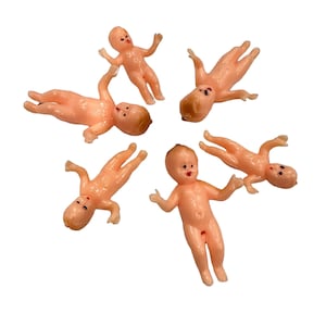 6pcs TINY BABY DOLLS Vintage Plastic Babies Retro Crafting Minis + Baby Shower Miniatures Lot Assorted Sizes Made in Japan Old Store Stock