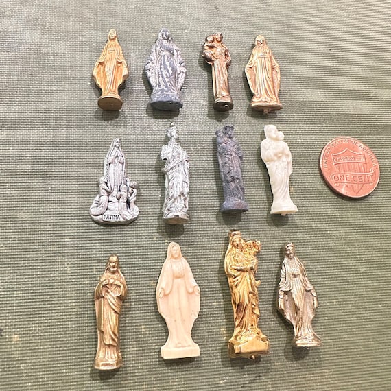 1pc TINY SAINT STATUE 1