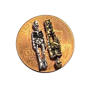 2pcs MICRO SIZED SKELETONS 16mm Miniature Metal Skeleton Bones Doll House Size Spookiness Tiny Halloween Craft Supplies Your Pick