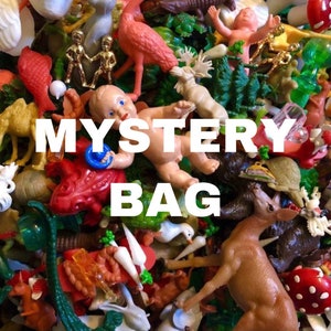 12pcs VINTAGE PLASTIC MINIATURES Mystery Mix Tiny Toys Lucky Dip Old Stock Plastic Minis Lot image 1