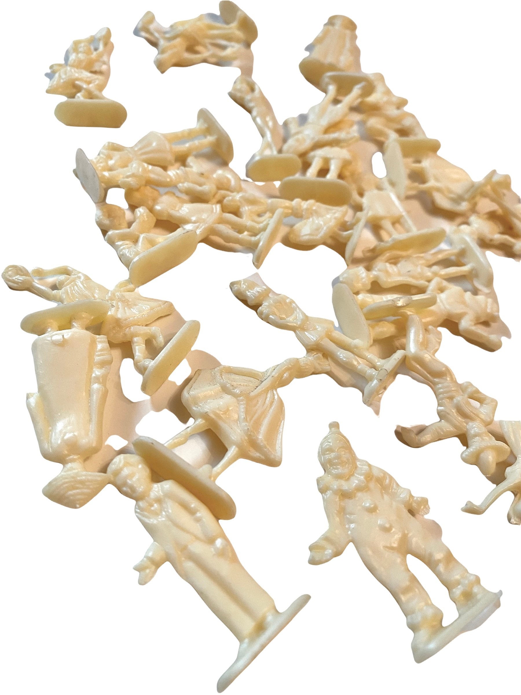 6pcs TINY PLASTIC PEOPLE Vintage Little Dolls Tiny Figurines Miniatures  Extremely Limited Stock New Color Ivory - Etsy.de