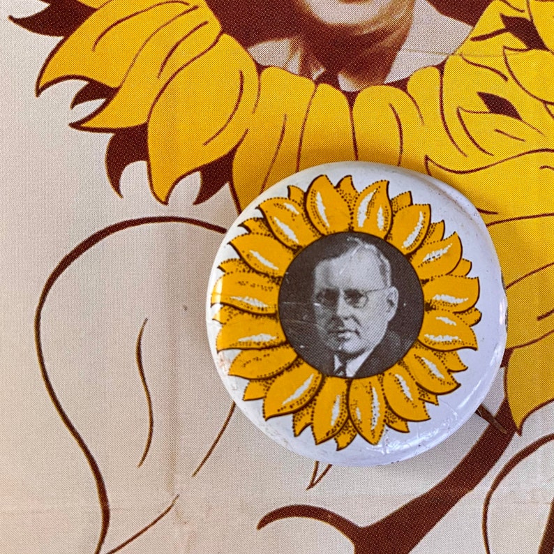 1936 POLITICAL CAMPAIGN BUTTON Alfred E Landon Tin Litho Vintage 1970s Repro Pin Back