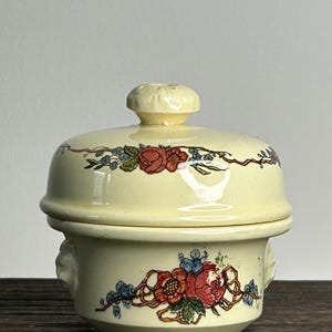 Terrine SIMPLEX Sarreguemines, Frankrike, 1940 – Liten patékruka med lock
