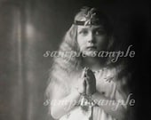 Digital Collage Sheet Vintage Christmas Angel instant PRINTABLE digital Download GYPSY Bohemian Vintage Praying Little Girl victorian angel