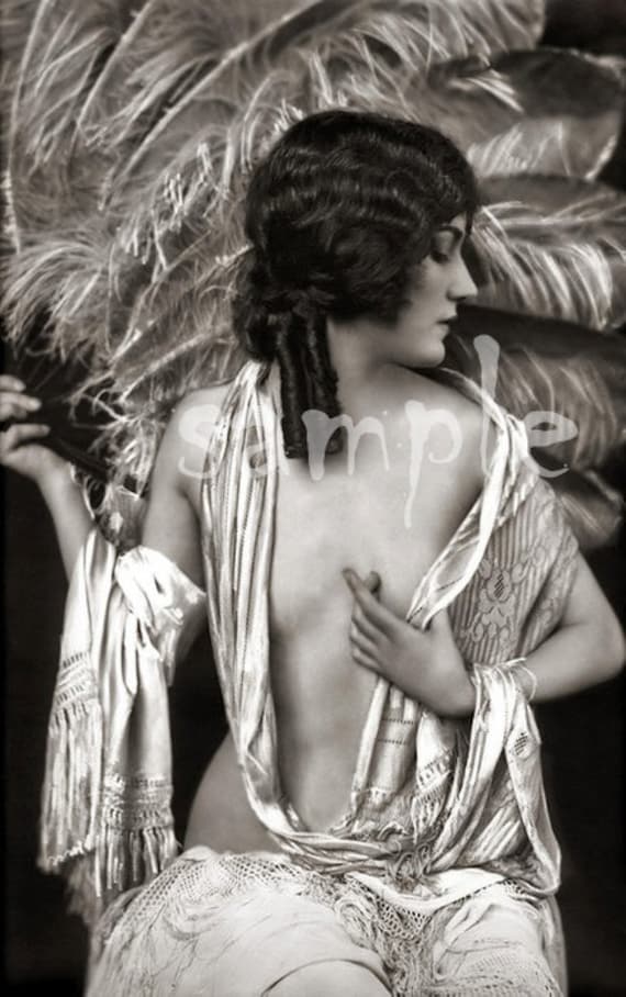 570px x 908px - Vintage Nude VINTAGE Photograph Instant DIGITAL Printable - Etsy
