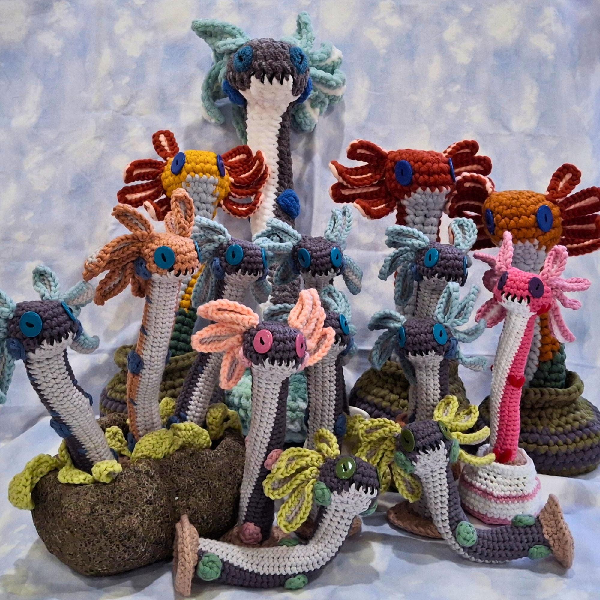 Crochet Monster Hunter Wiggler W/ Magnetic Base - Etsy