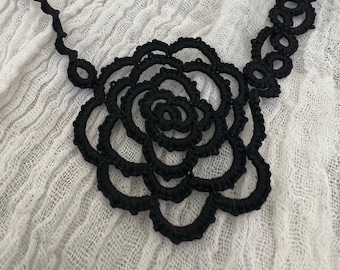 Rose Tattoo - Tatted asymmetric lace necklace
