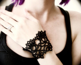 Tatted Lace Cuff Bracelet - Silken Road