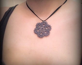 Swirl Flower - Tatted Pendant