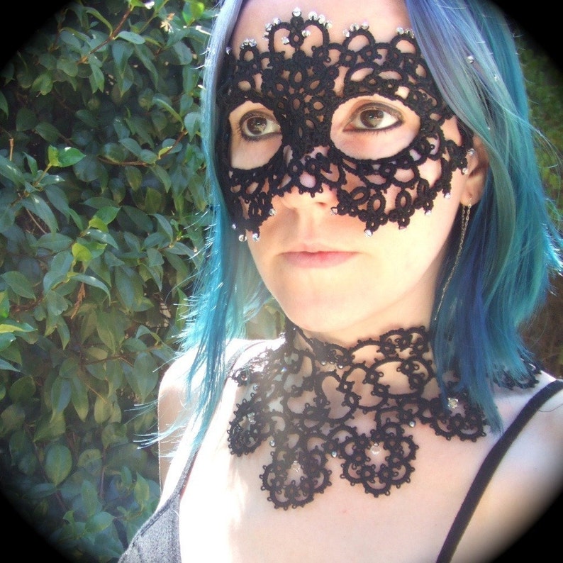 A Kind Of Pale Jewel Tatted Lace Mask image 3