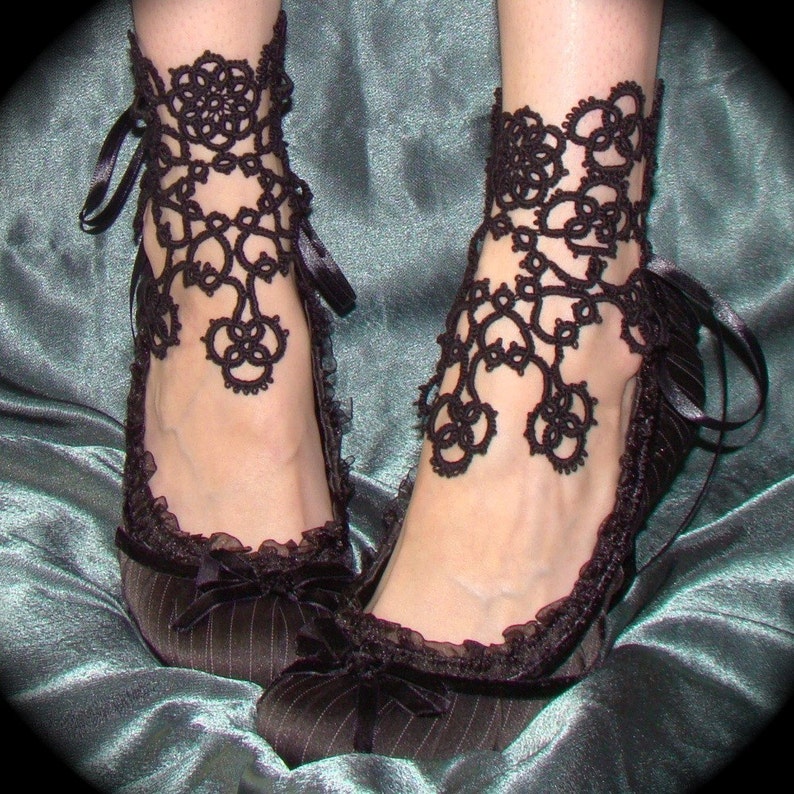 In Bloom Ankle Corsets - Tatted Lace Accessories 