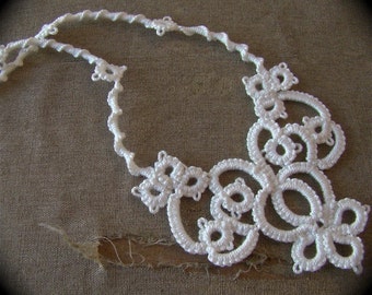 Tatted Lace Necklace - The Bride's Garden