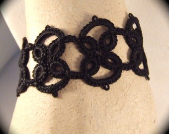 Tatted Lace Bracelet - Quadra