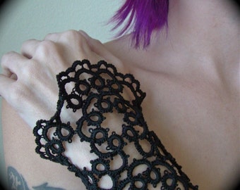 Tatted Lace Cuff Bracelet - Vanity