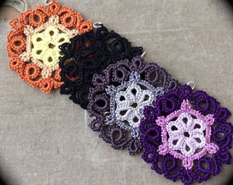 Tatted Lace Pendant - Medallion Hex