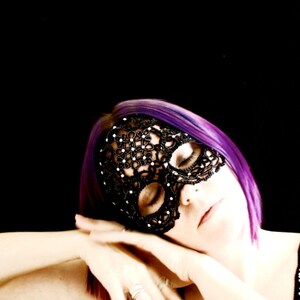 Masquerade Mask- Tatted Sequin and Crystal Lace Mask
