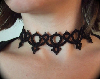 Tatted Lace Choker Necklace - Gothic Cameo Lace