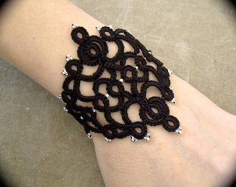 Tatted Lace Cuff Bracelet - Royal Diadem
