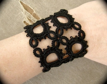 Tatted Lace Cuff Bracelet - Paragon