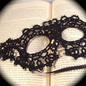 A Kind Of Pale Jewel Tatted Lace Mask image 2