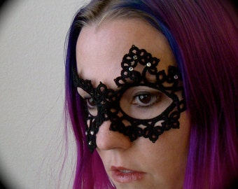 Tatted Lace Mask - She Chose Down