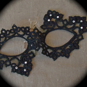 Tatted Lace Mask She Chose Down image 5