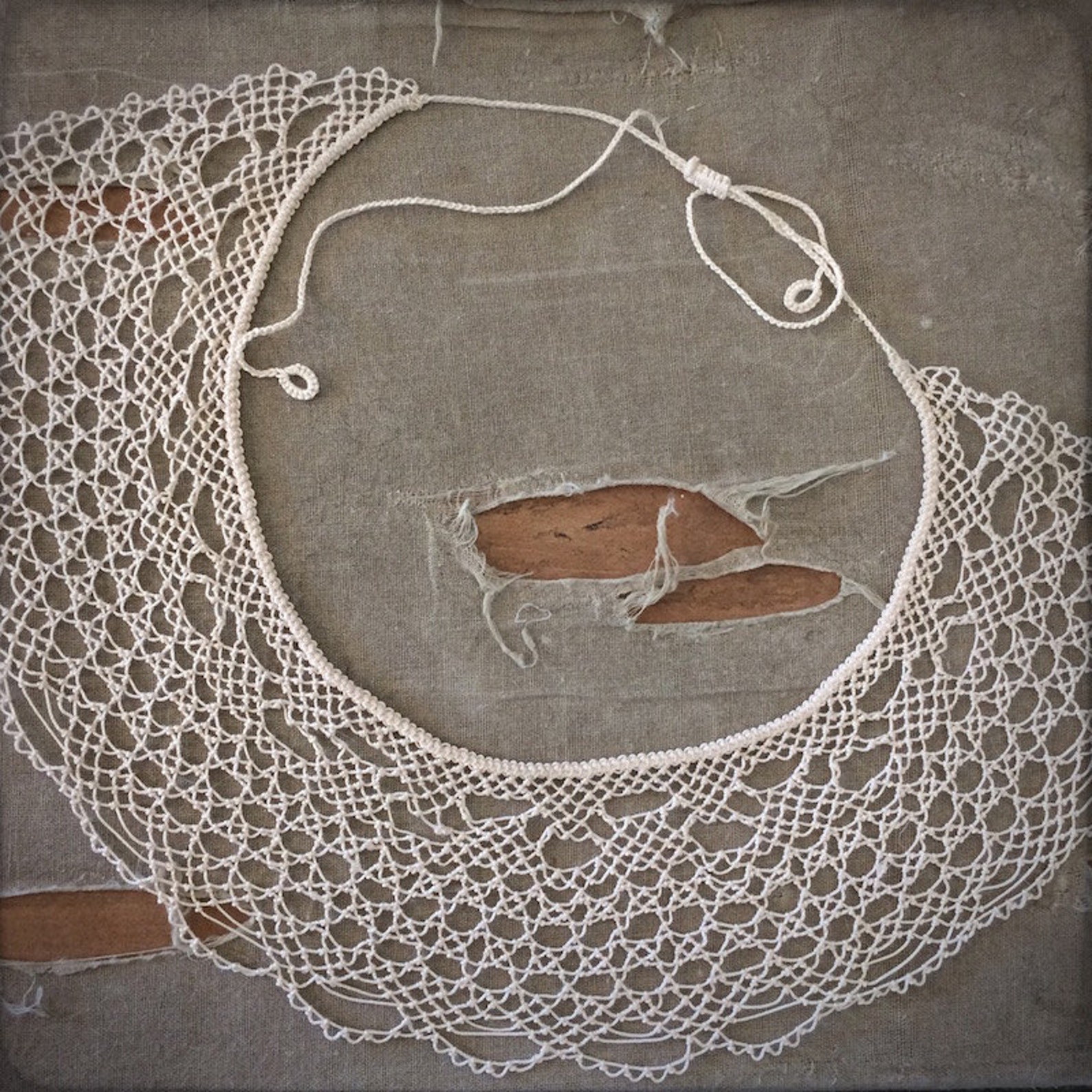 Knotted Lace Choker Armenian Lace Oya Crochet Ecru Wide Lace Collar