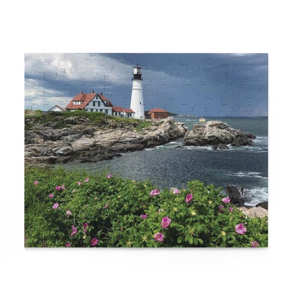 Portland Lighthouse beach in Portland Maine. coastal Maine birthday gifts board games  Puzzle (120, 252, 500-Piece)