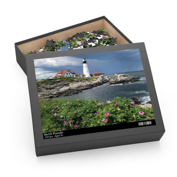 Portland Lighthouse beach in Portland Maine. coastal Maine birthday gifts board games  Puzzle (120, 252, 500-Piece)