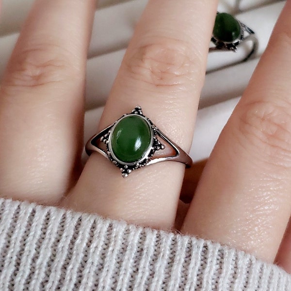 Vintage Jade rings, women delicate gemstone ring, real green jade energy healing crystal antique ring jewelry for her friend gifts