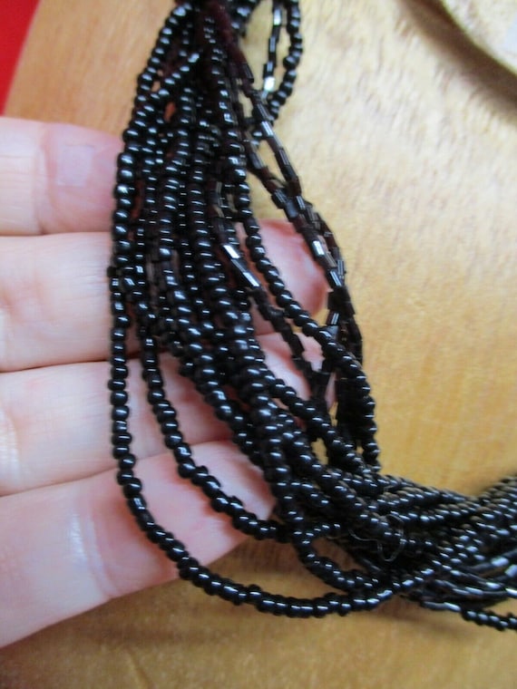 Beautiful Black Older Style Seed Bead Style 16 St… - image 2