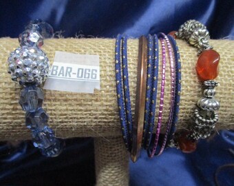 10 Vintage Hermosas Pulseras Surtidas AZUL ÓXIDO Y PLATA Etc ¡Agradable!