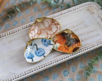 Fall Autumn Pumpkin Handmade Clam Shell Trinket Dish Jewelry Dish Gift