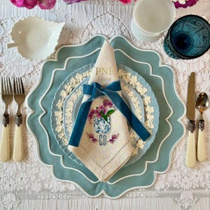 Blue Embroidered Placemat: Scalloped Edge Waterproof Table Linen