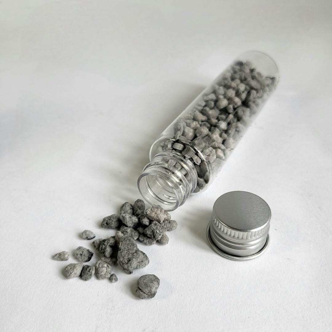 Miniature Rocks - Scenic Rocks - Ballast - Wargame Terrain Rocks - 50 ...