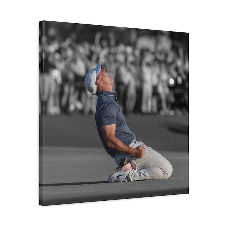 Toile Rory Mcilroy Masters prête à accrocher cadeau photo de célébration gagnant coup golf décoration murale bar art Rory fan cadeau masters photo image 1