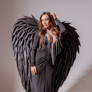 Large wings for cosplay, black wings, wings for photo shoots, fallen angel wings, black wings, halloween costume, adult halloween costume