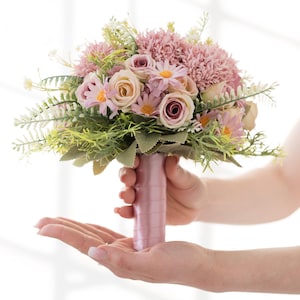 ウェディング ブライズメイド 造花ブーケ、花嫁 造花ブーケ、ブライダルブーケ、ブライダルブーケ 造花、フラワー 造花ブーケ