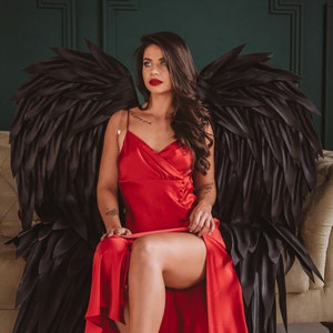 Black angel wings, fallen angel wings, dark angel cosplay wings, black wings, halloween costume, halloween cosplay, adult halloween costume