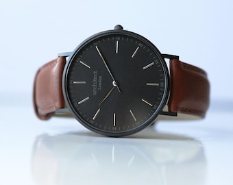 Reloj personalizado para hombre / Grabado a mano / Correa de nogal / Regalo artesanal