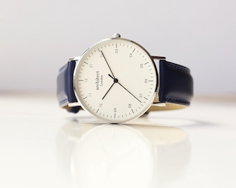 Gepersonaliseerd herenhorloge | Handschrift gegraveerd | Admiraalblauw | Leren band | Handgemaakt cadeau