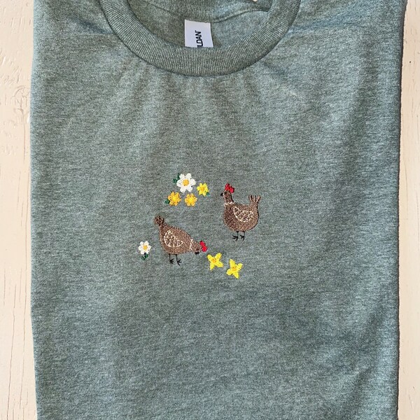 Chicken Embroidered t-shirt | Hen embroidery | Embroidered t-shirt