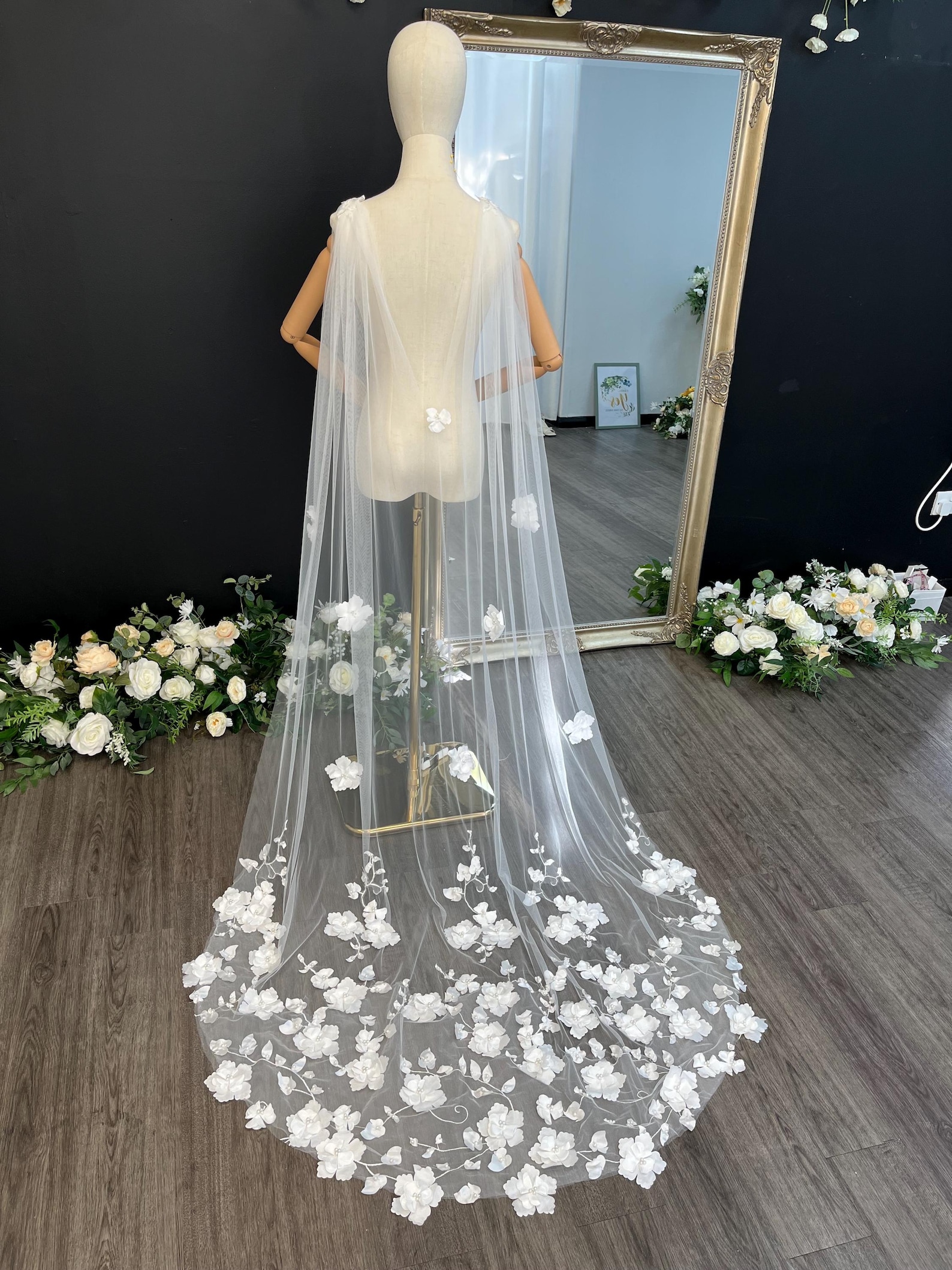 3D Floral Lace Bridal Cape - Cupid - Etsy