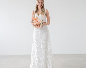 Magnolia - Removable floral lace overskirt, Lace overskirt, Romantic lace overskirt with train, RO24013