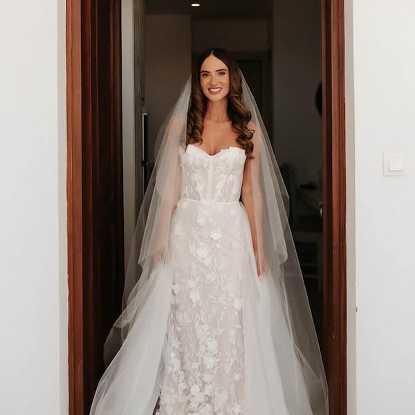 Véu de tule super transparente com corte em pétala — Véu de noiva leve, macio e com formato perfeito - Esme