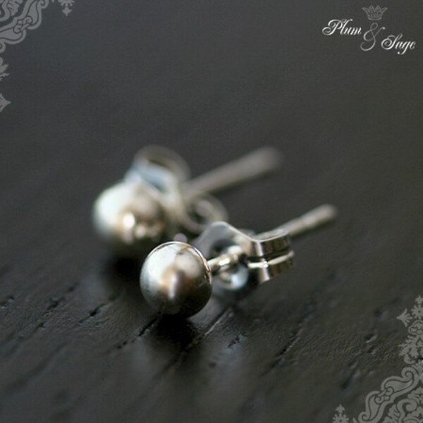 Petites - Argentium Silver Petite Post Stud Earrings